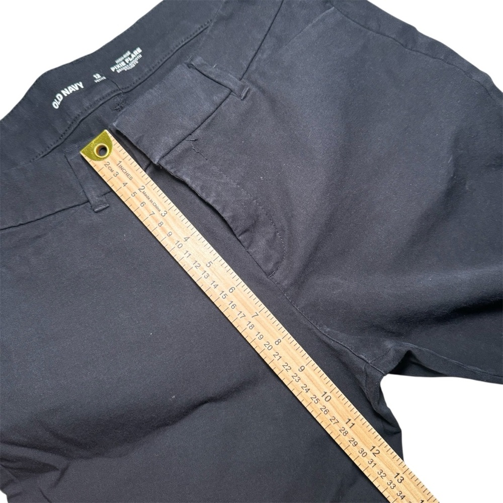 Old Navy High Waisted Pixie Flare Pants Size 12 Petite Acadamia Office Siren - Picture 7 of 7